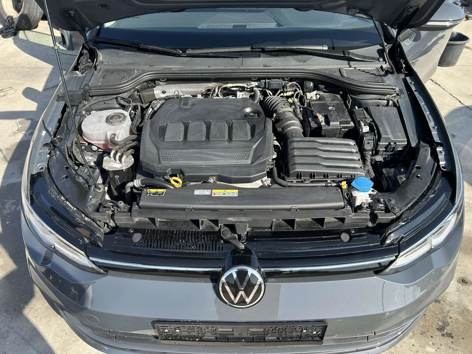 VW Golf 8 2.0 TDI  - изображение 8