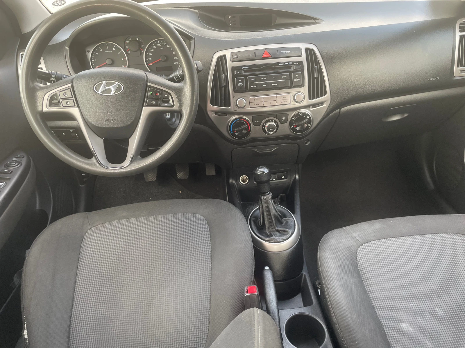 Hyundai I20 1.2i НА ЧАСТИ - изображение 7