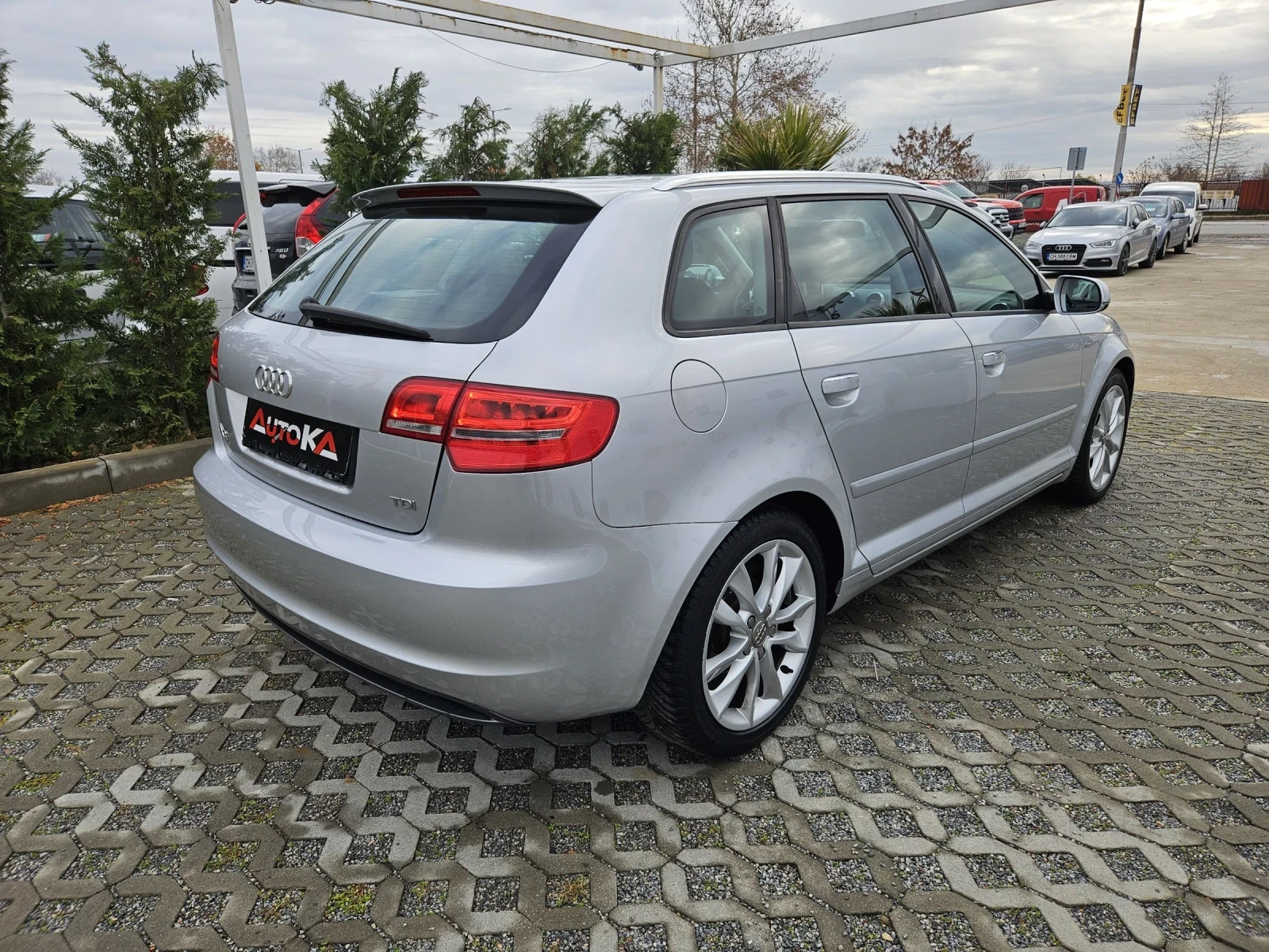 Audi A3 SPORTBACK= 1.6TDI-105кс= S-Line= LED= FACELIFT - изображение 3