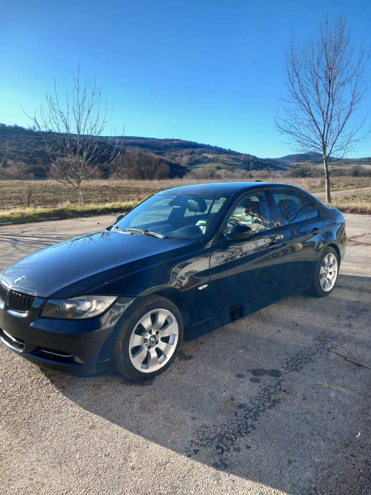 BMW 320 Кожа/Навигация/Автоматик - изображение 3
