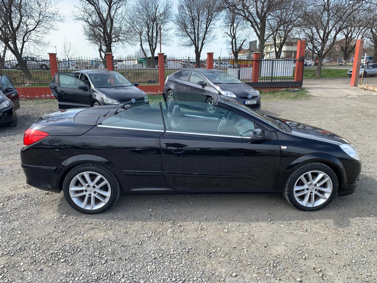 Opel Astra H Restyling TwinTop 1.8i 16V(140к.с)Automatic - изображение 5