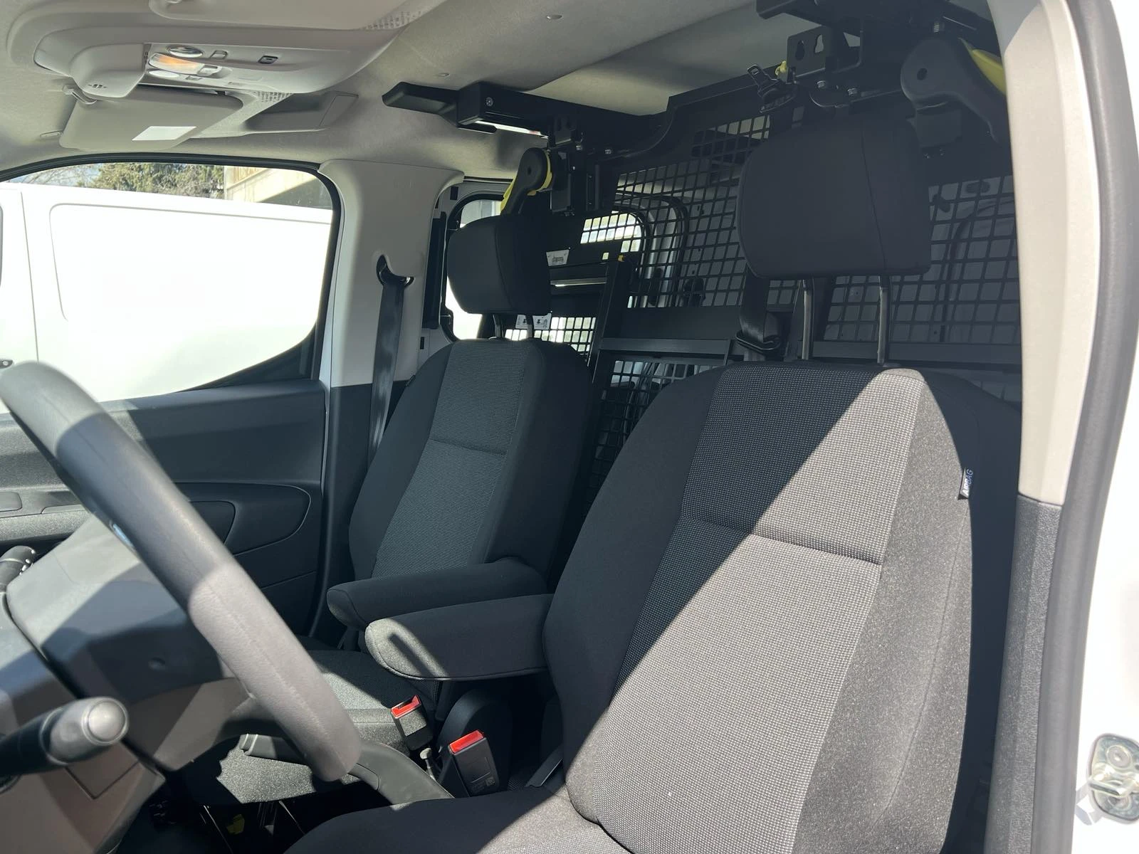 Fiat Doblo CREW CAB 1.5 BlueHdi - изображение 8