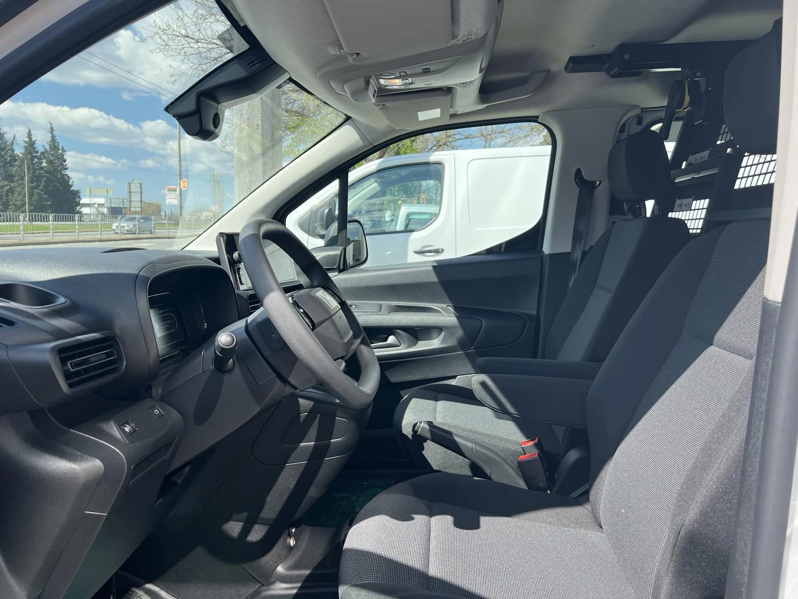 Fiat Doblo CREW CAB 1.5 BlueHdi - изображение 7