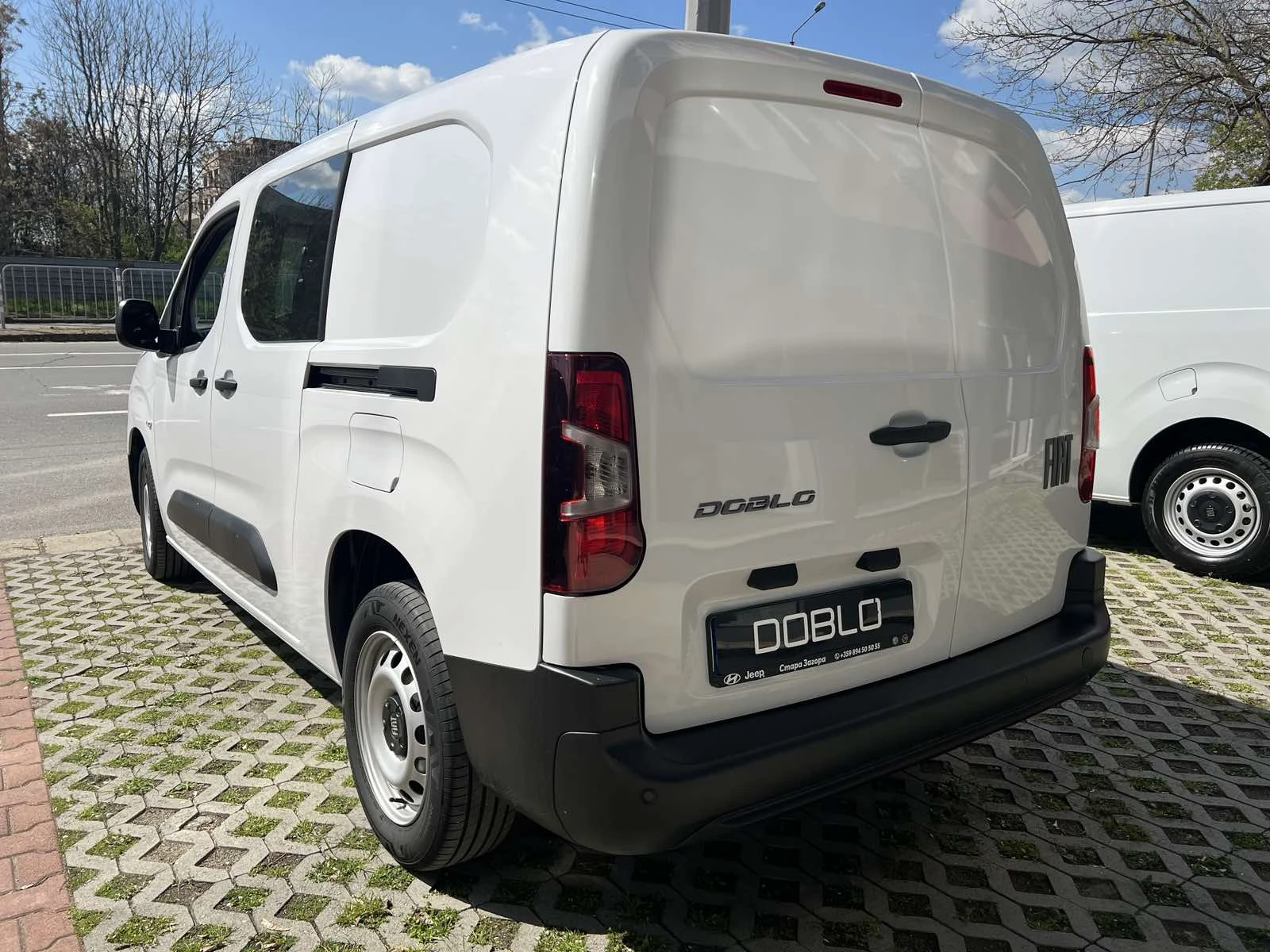Fiat Doblo CREW CAB 1.5 BlueHdi - изображение 4