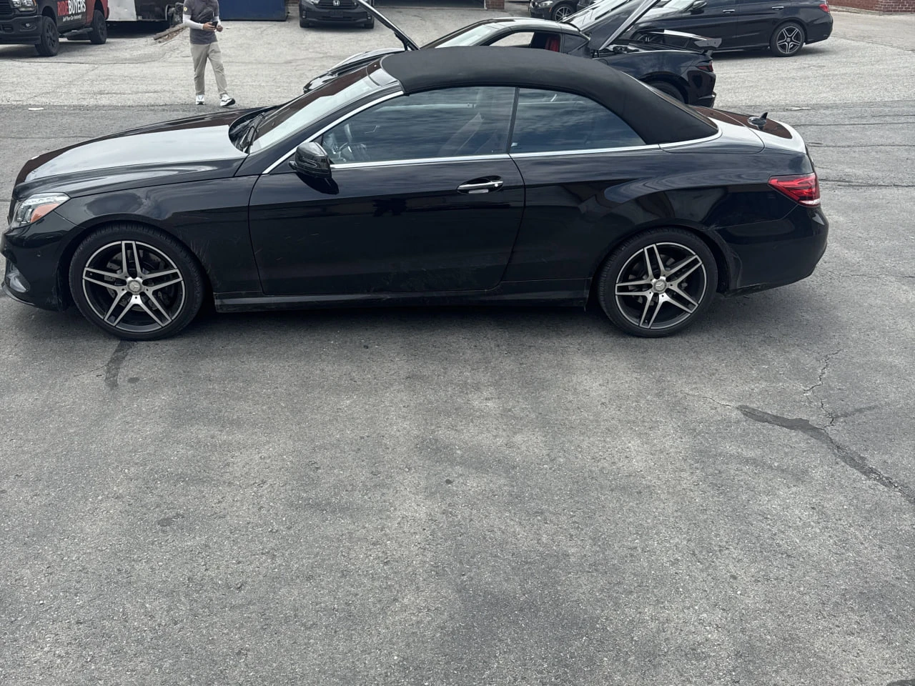Mercedes-Benz E 400 * CARFAX* АВТОФИНАНСИРАНЕ* БЕЗ ПЪРВОНАЧАЛНА ВНОСКА - изображение 4