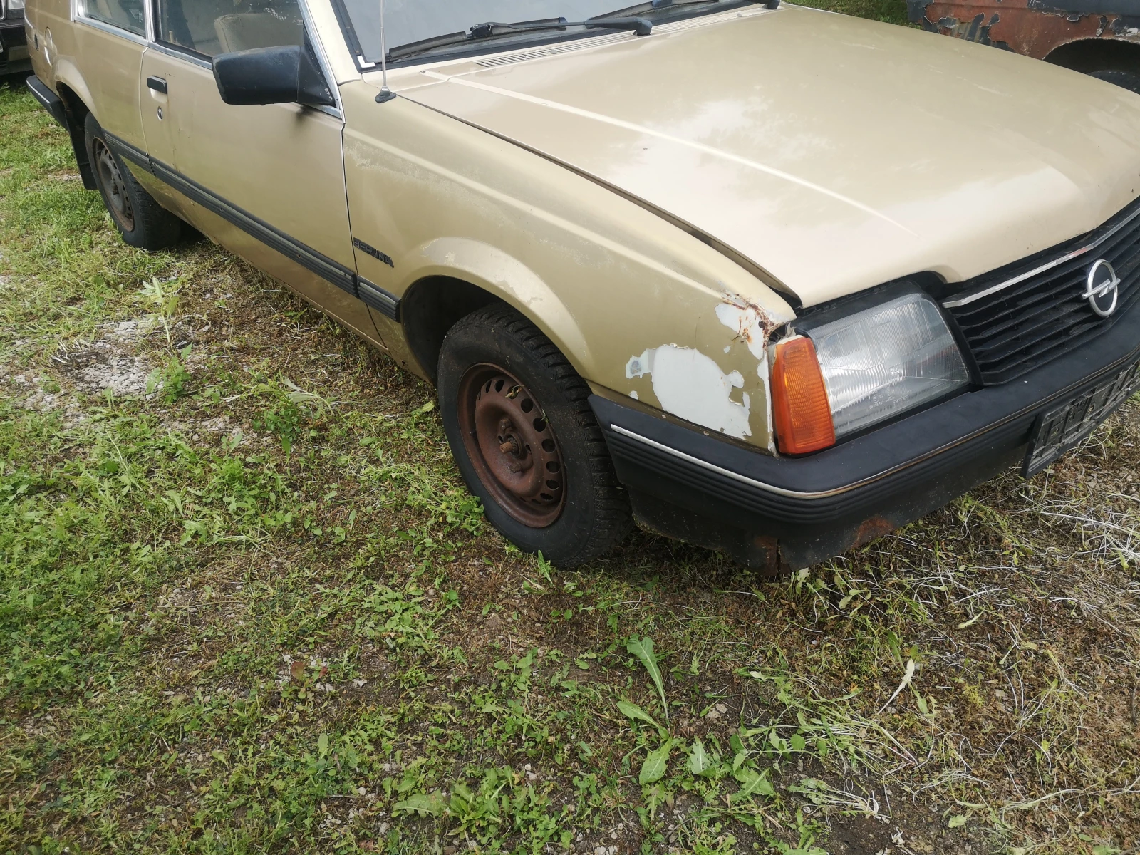 Opel Ascona 1.6 - изображение 3