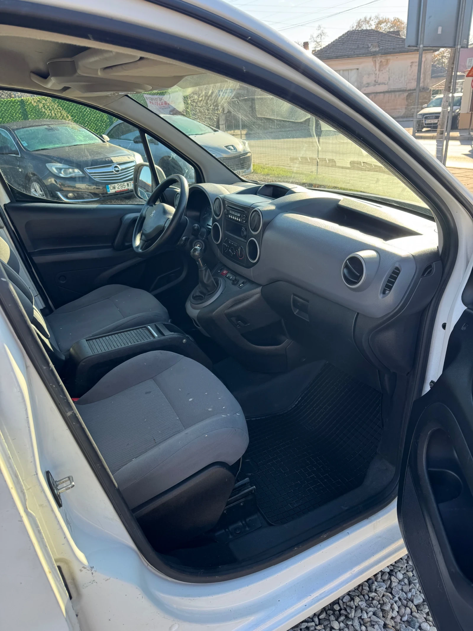 Peugeot Partner 1.6HDi / Facelift /  /  /  | Mobile.bg   8