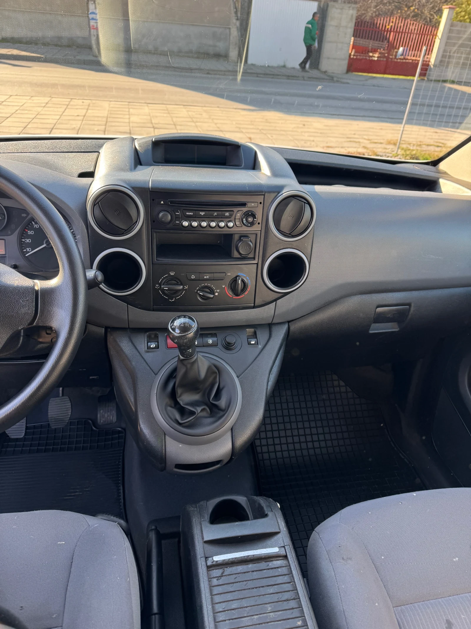 Peugeot Partner 1.6HDi / Facelift /  /  /  | Mobile.bg   10