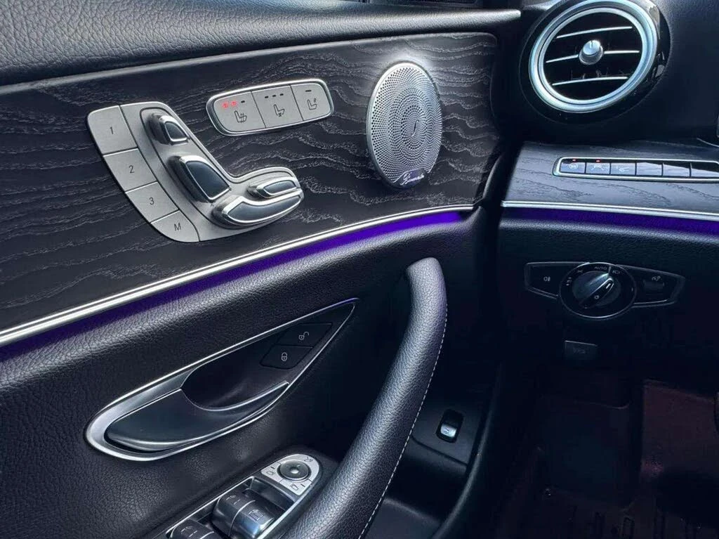 Mercedes-Benz E 300 AMG* DIGITAL* HUD* DISTRONIC* ОБДУХ* АMBIENT* PANO - изображение 6