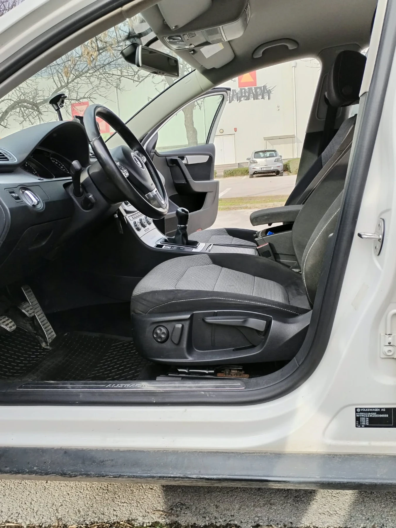 VW Passat 2.0 TDI ALLTRACK | Mobile.bg � ����������� 10