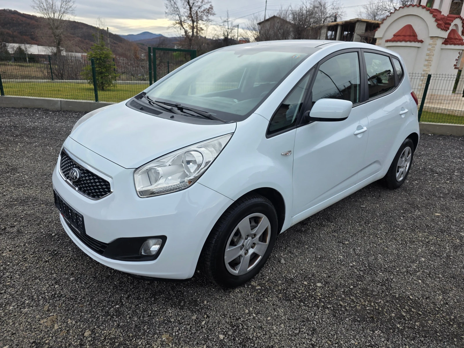 Kia Venga 1.4i 132000km! - изображение 4