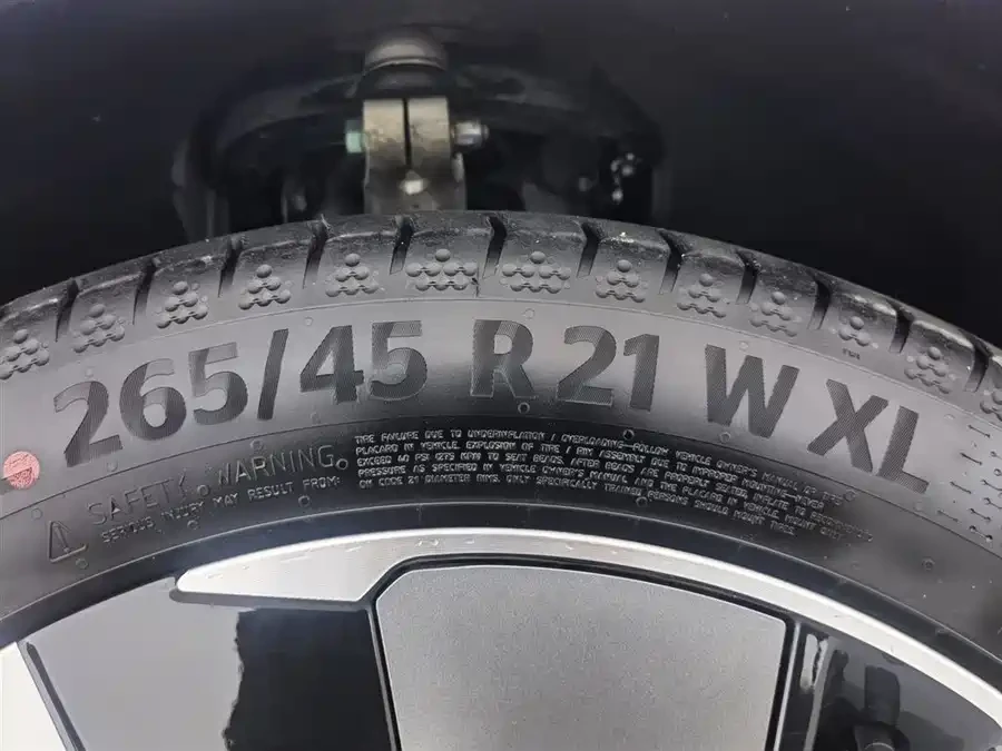 BYD Tang L All-Wheel-Drive LiDAR Flagship Model, снимка 17 - Автомобили и джипове - 53667242