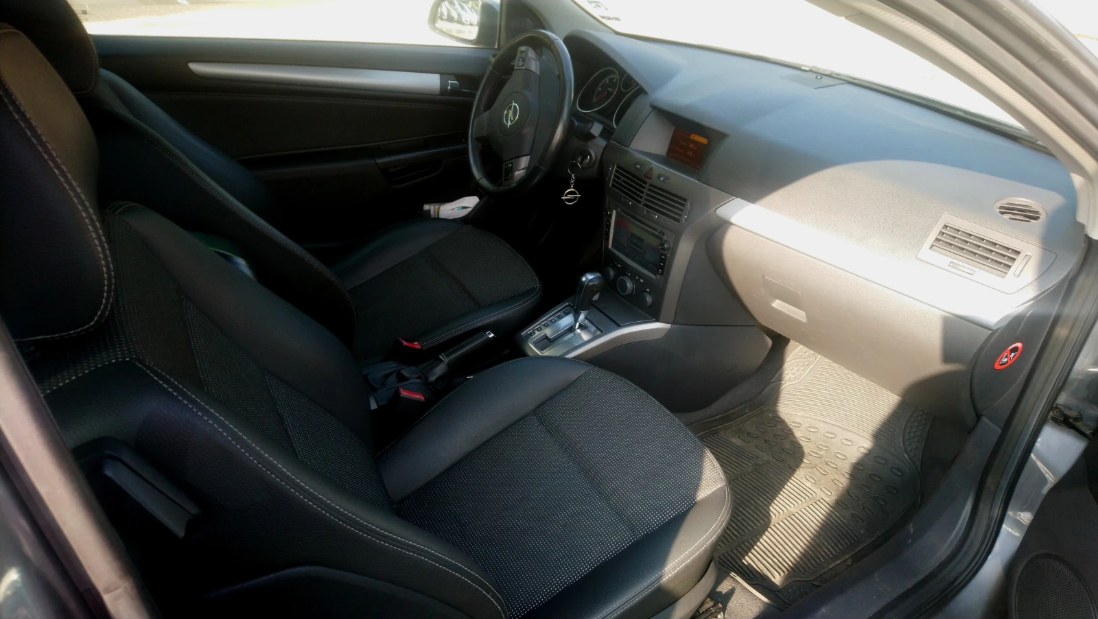 Opel Astra, снимка 11 - Автомобили и джипове - 53796868