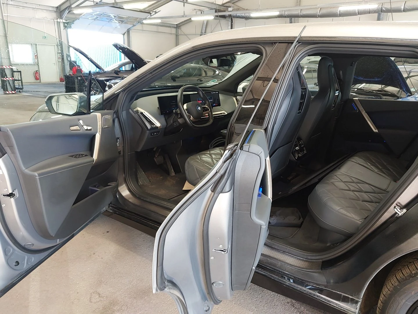 BMW iX M60 Automatic, снимка 12 - Автомобили и джипове - 53863932