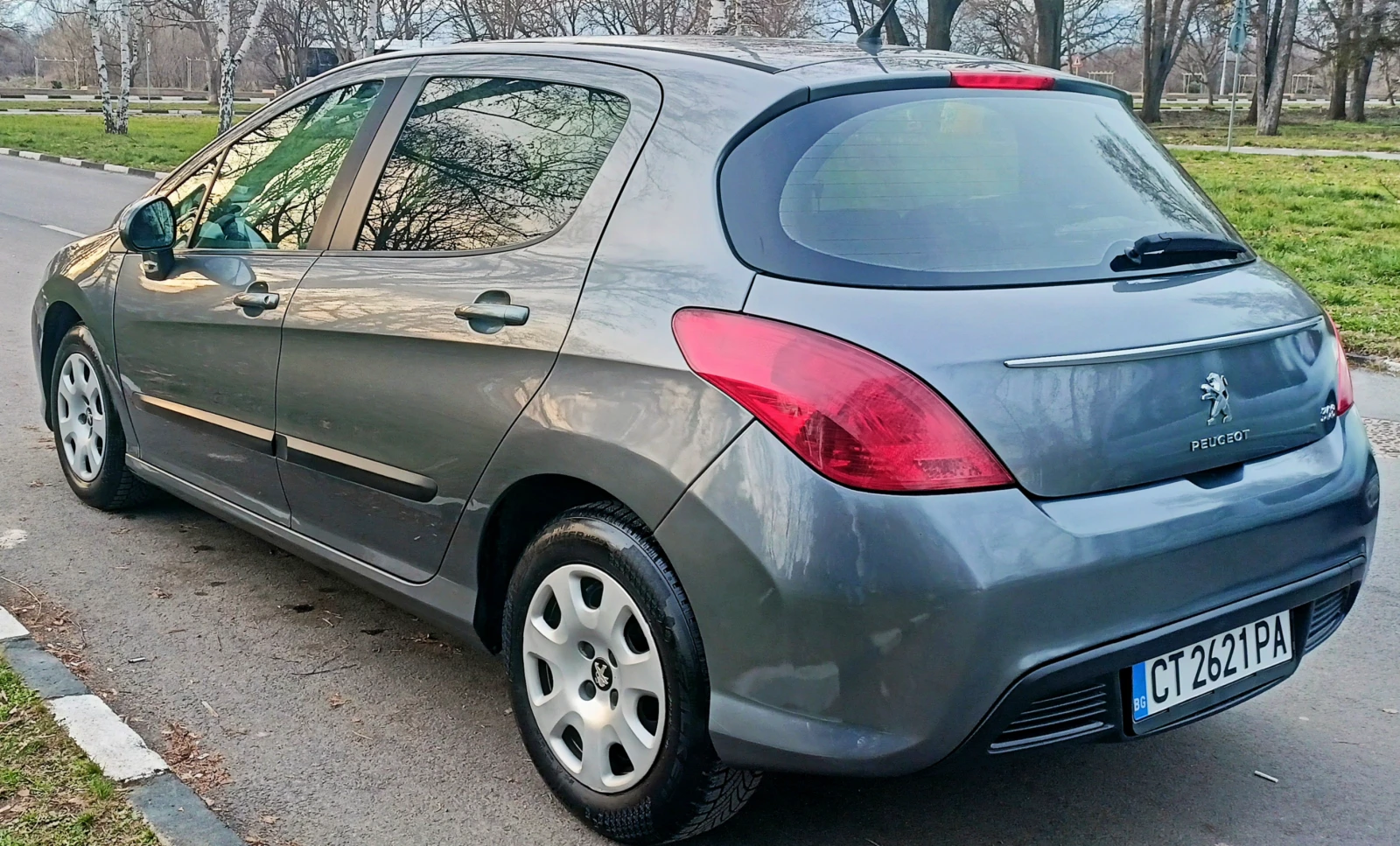 Peugeot 308 1.6 HDi (92 кс), снимка 5 - Автомобили и джипове - 53875722