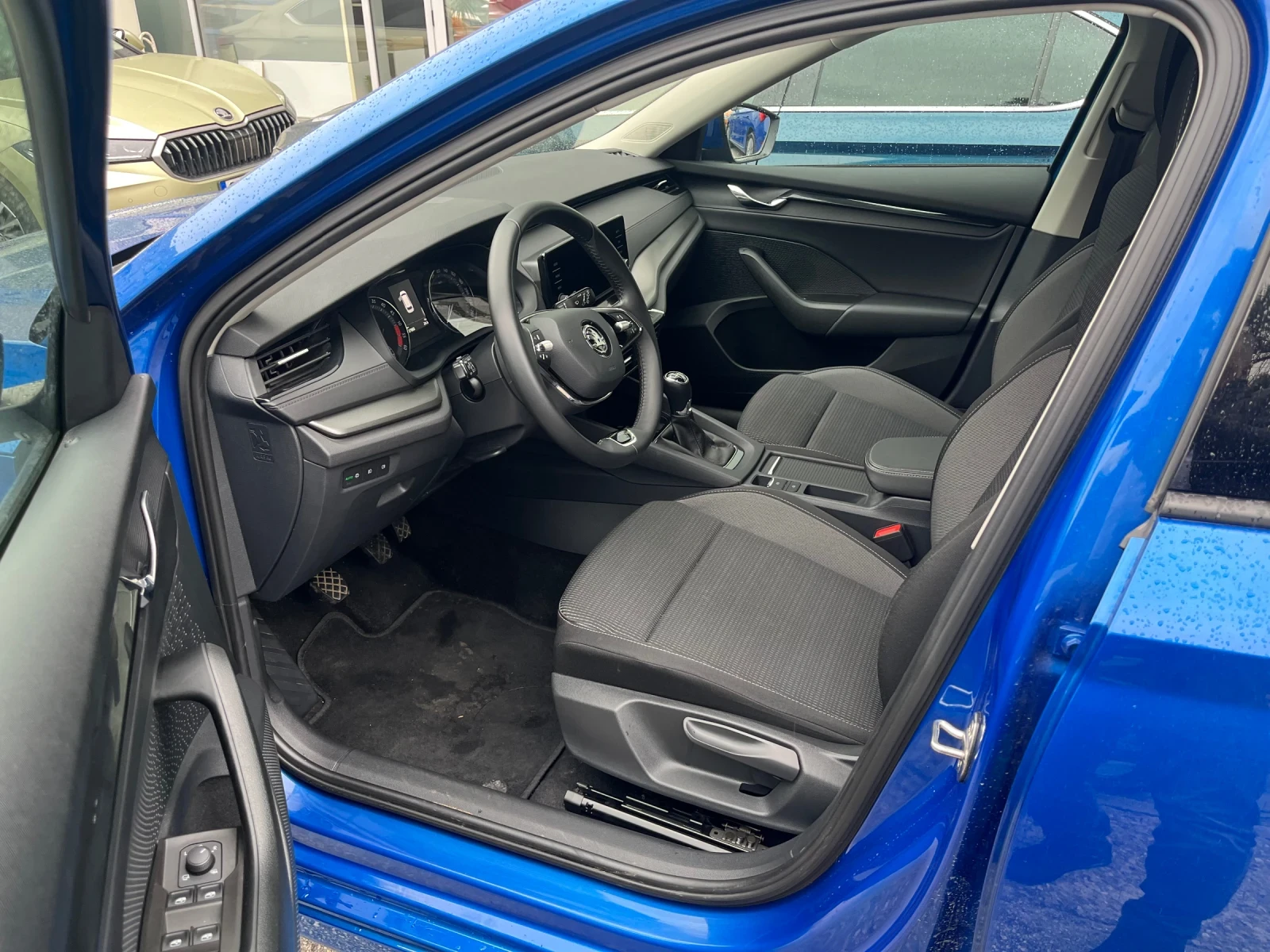 Skoda Octavia 2, 0 TDI  , снимка 7 - Автомобили и джипове - 54211504