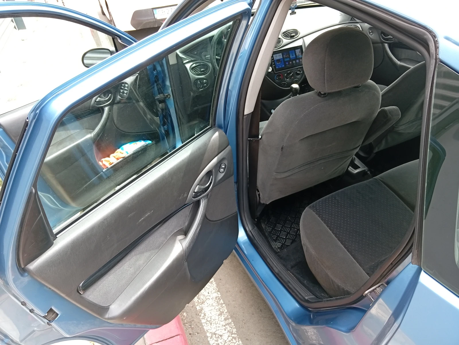 Ford Focus 1.8TDCI, снимка 13 - Автомобили и джипове - 54212673