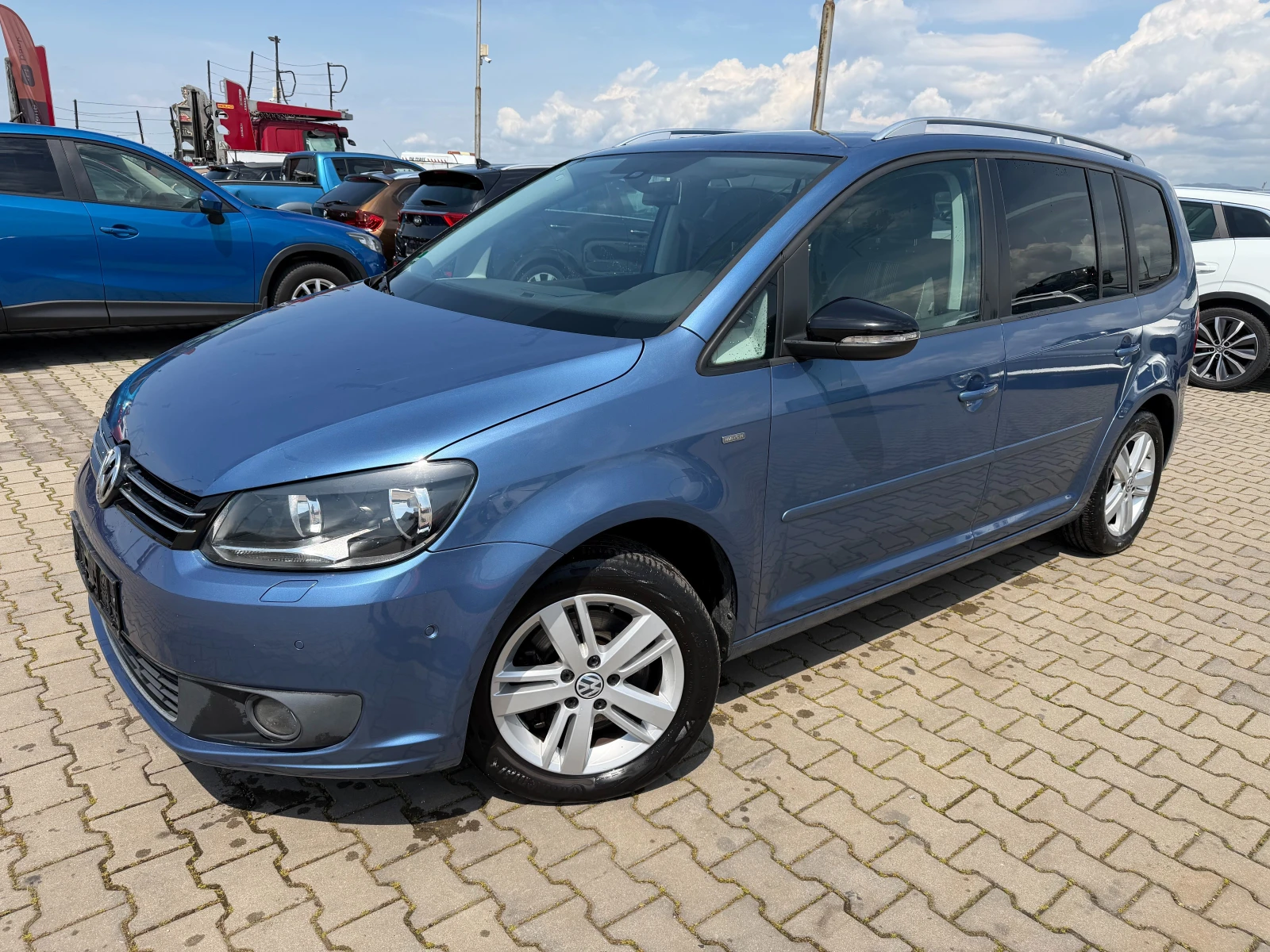 VW Touran 2.0TDI AVTOMAT/PANORAMA/NAVI EURO 5
