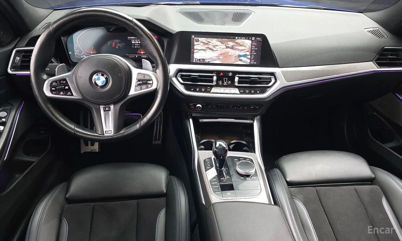 BMW 320 i M Sport DISTRONIC * PANO * ДИГИТАЛНО ТАБЛО, снимка 10 - Автомобили и джипове - 54524379