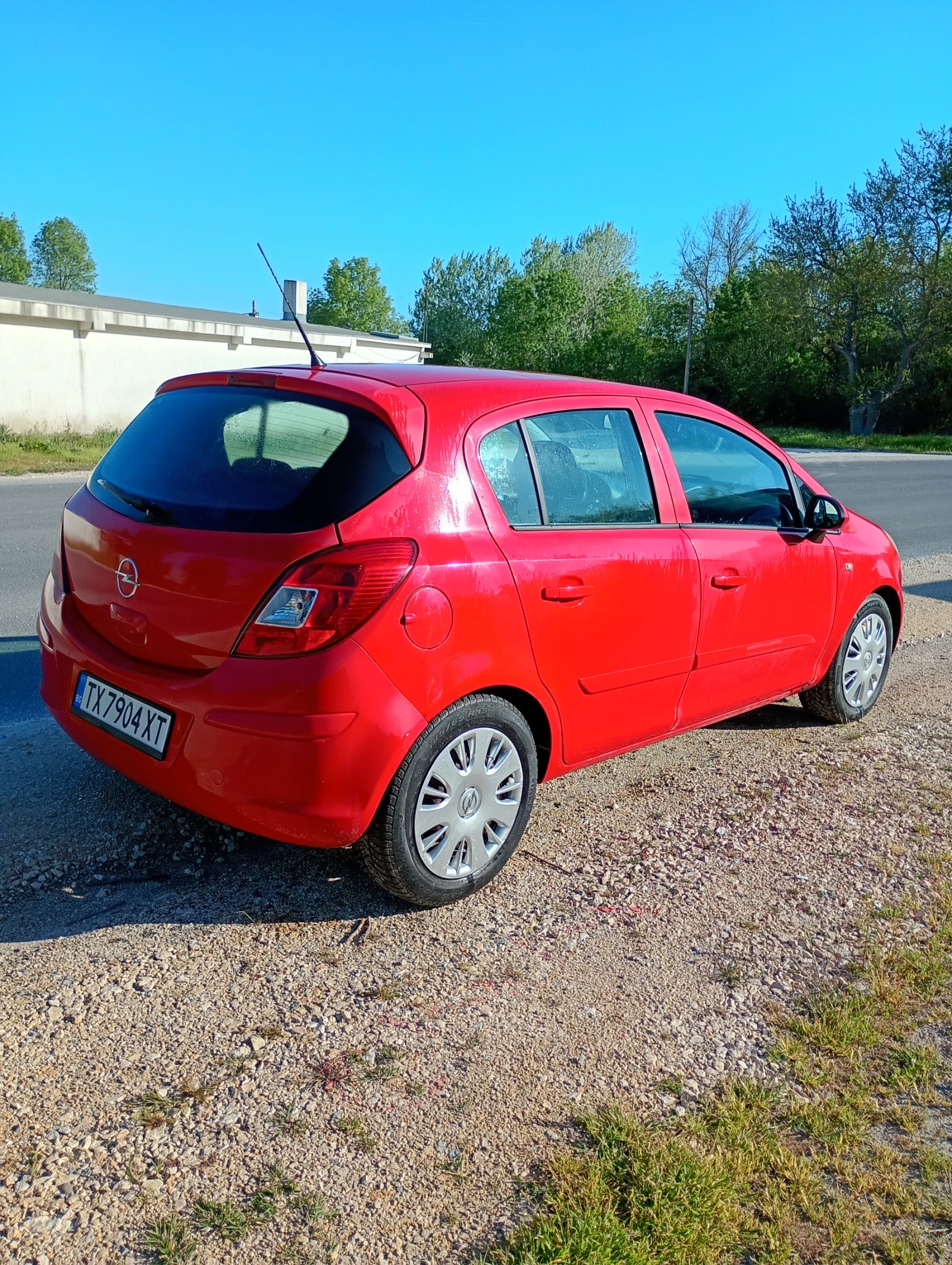 Opel Corsa 1.2 Газов Инжекцион, снимка 3 - Автомобили и джипове - 54547462