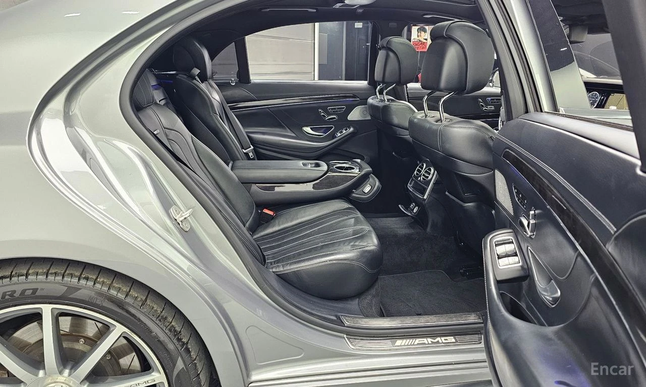 Mercedes-Benz S 63 AMG 4MATIC* 3D* BURMESTER* ДИСТРОНИК* ОБДУХВАНЕ* МАСАЖ, снимка 15 - Автомобили и джипове - 54732864
