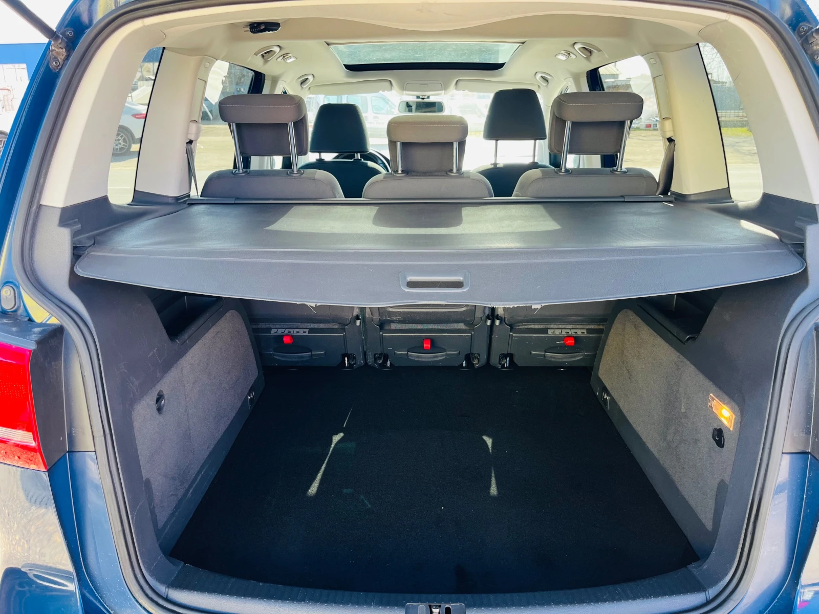 VW Touran 2.0TDI Style | Mobile.bg � ����������� 9