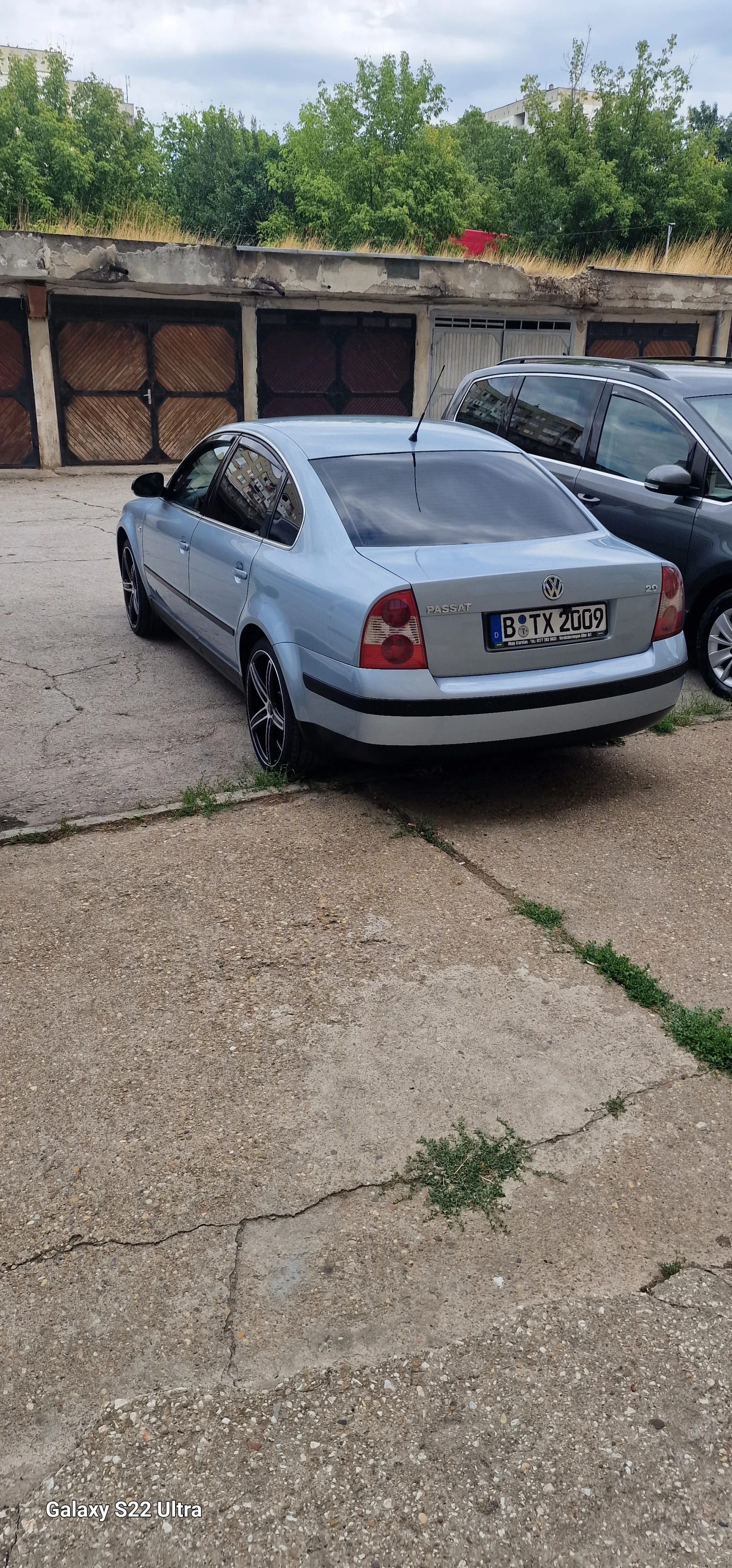 VW Passat 2.0  131.кс перфектно състояние, снимка 2 - Автомобили и джипове - 54811160