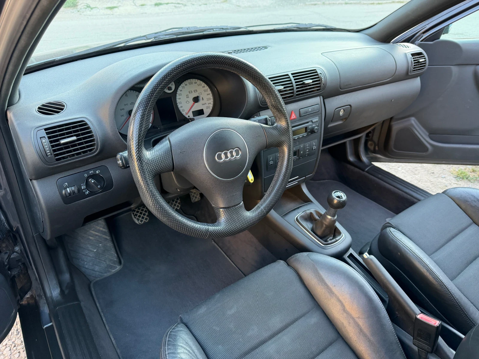 Audi A3 1.8T - S line - PDC - SWISS , снимка 8 - Автомобили и джипове - 55239827