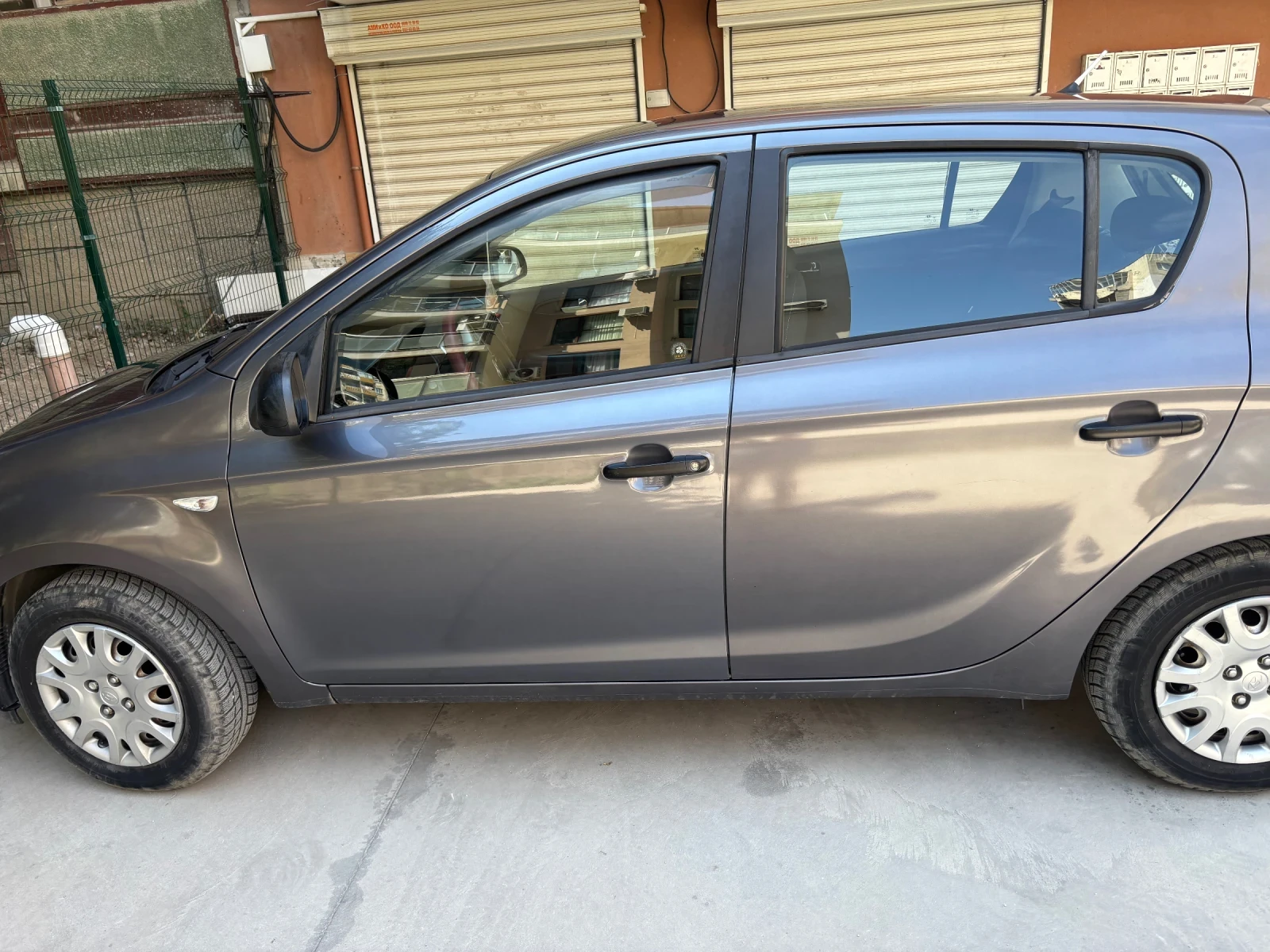 Hyundai I20 1.25 i LPG, снимка 3 - Автомобили и джипове - 55393227