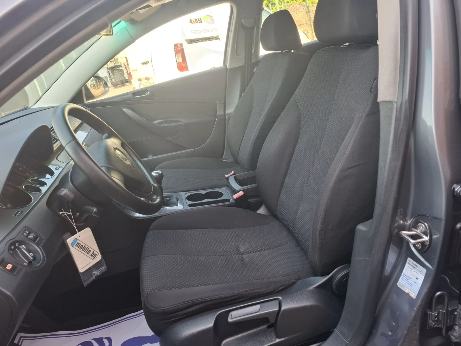 VW Passat 1.9TDI-105к.с.ОТЛИЧНА* КЛИМАТРОНИК* , снимка 9 - Автомобили и джипове - 55435577