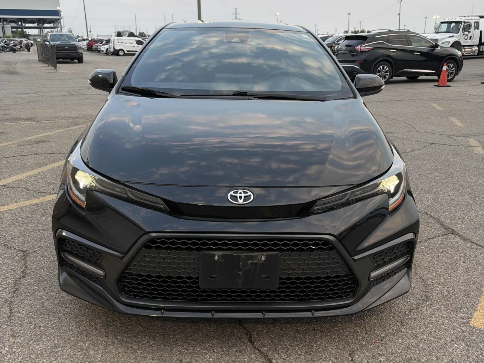 Toyota Corolla SE CVT / ПАНО / ЛИЗИНГ / ПРОГНОЗНА ЦЕНА до БГ, снимка 6 - Автомобили и джипове - 55681902