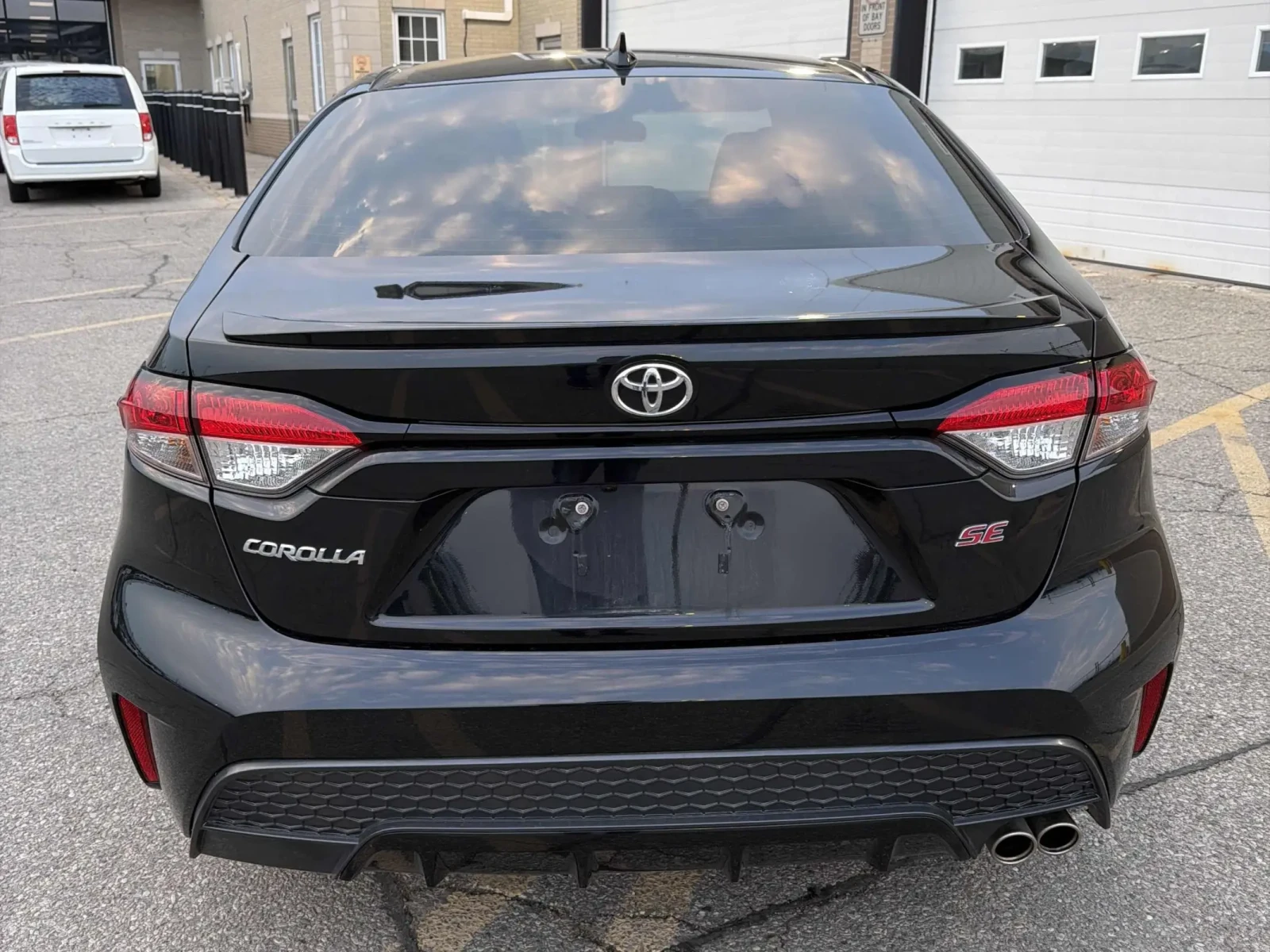Toyota Corolla SE CVT / ПАНО / ЛИЗИНГ / ПРОГНОЗНА ЦЕНА до БГ, снимка 4 - Автомобили и джипове - 55681902