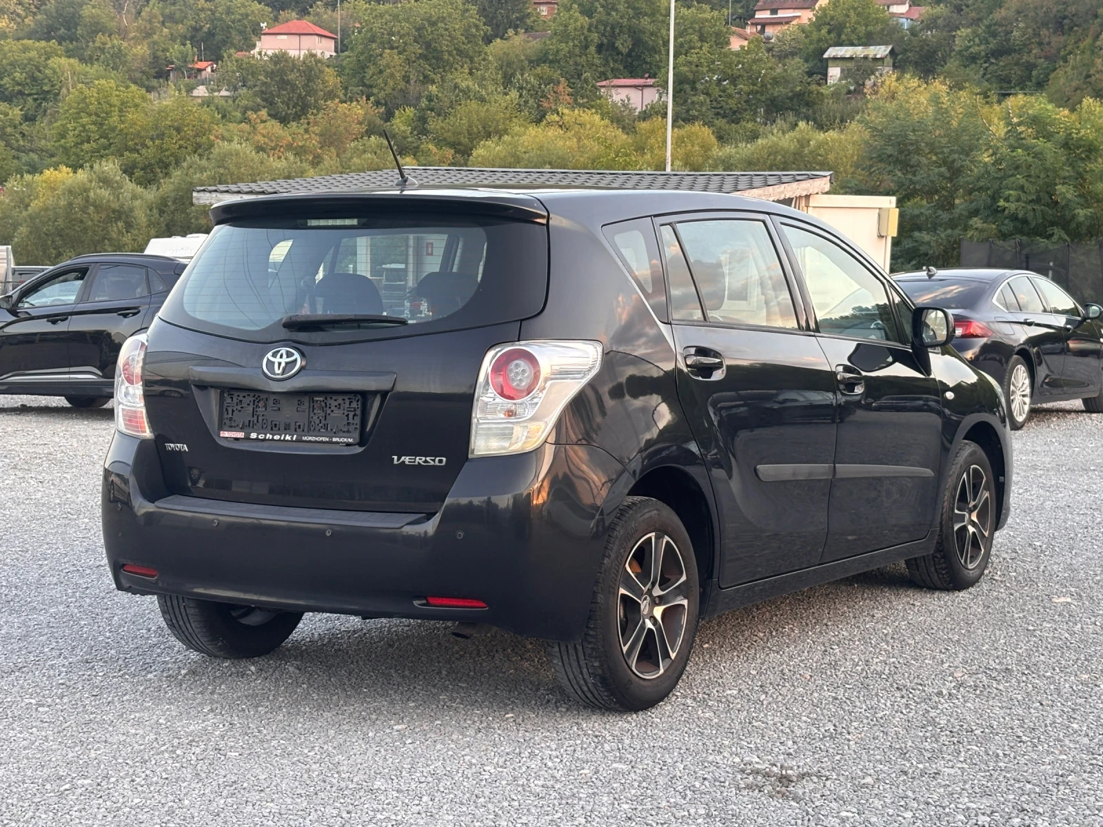 Toyota Verso 1.6i , снимка 6 - Автомобили и джипове - 55777620