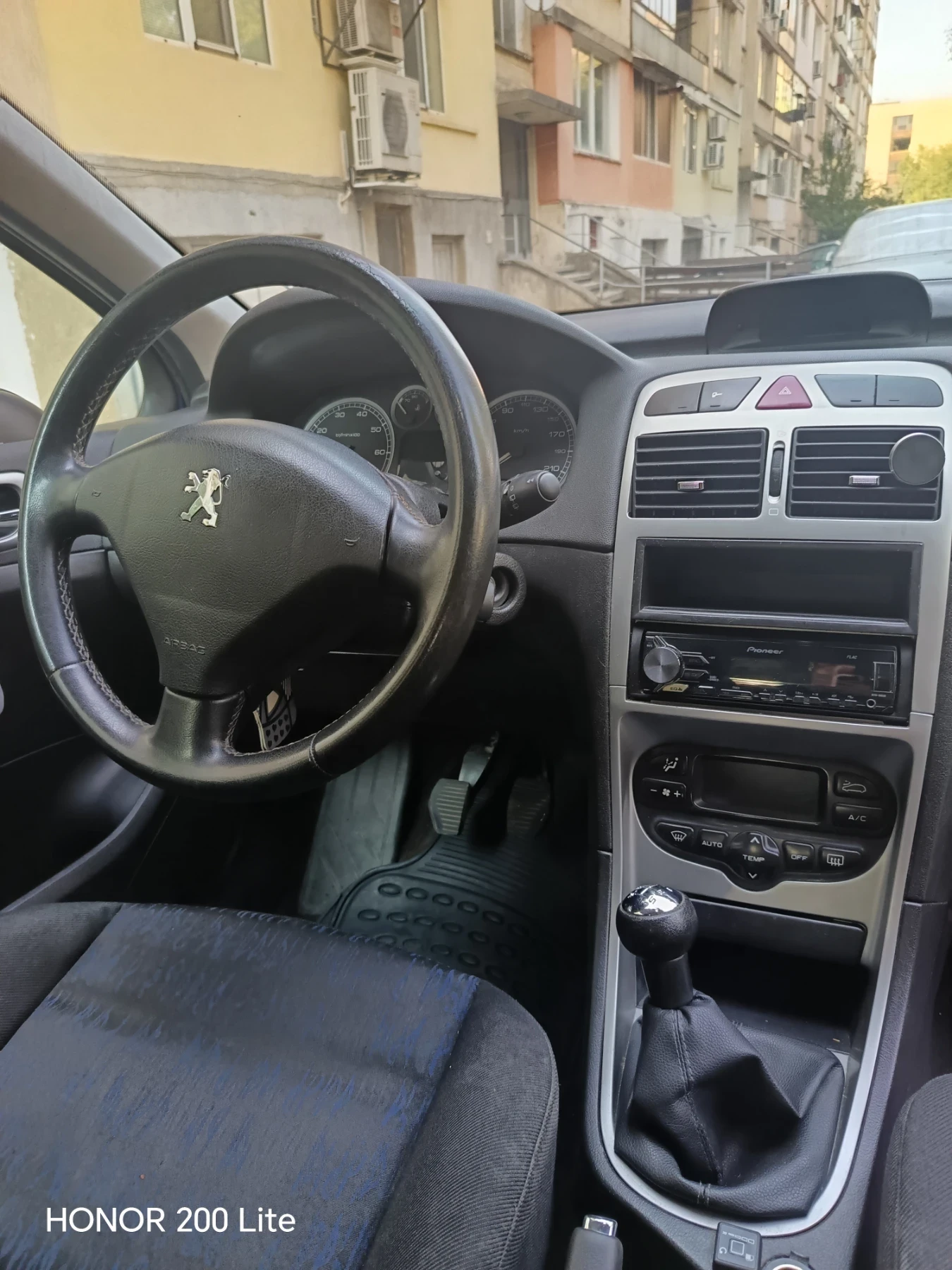Peugeot 307 1.6, 110 коня, бензин-газ, снимка 3 - Автомобили и джипове - 56041883
