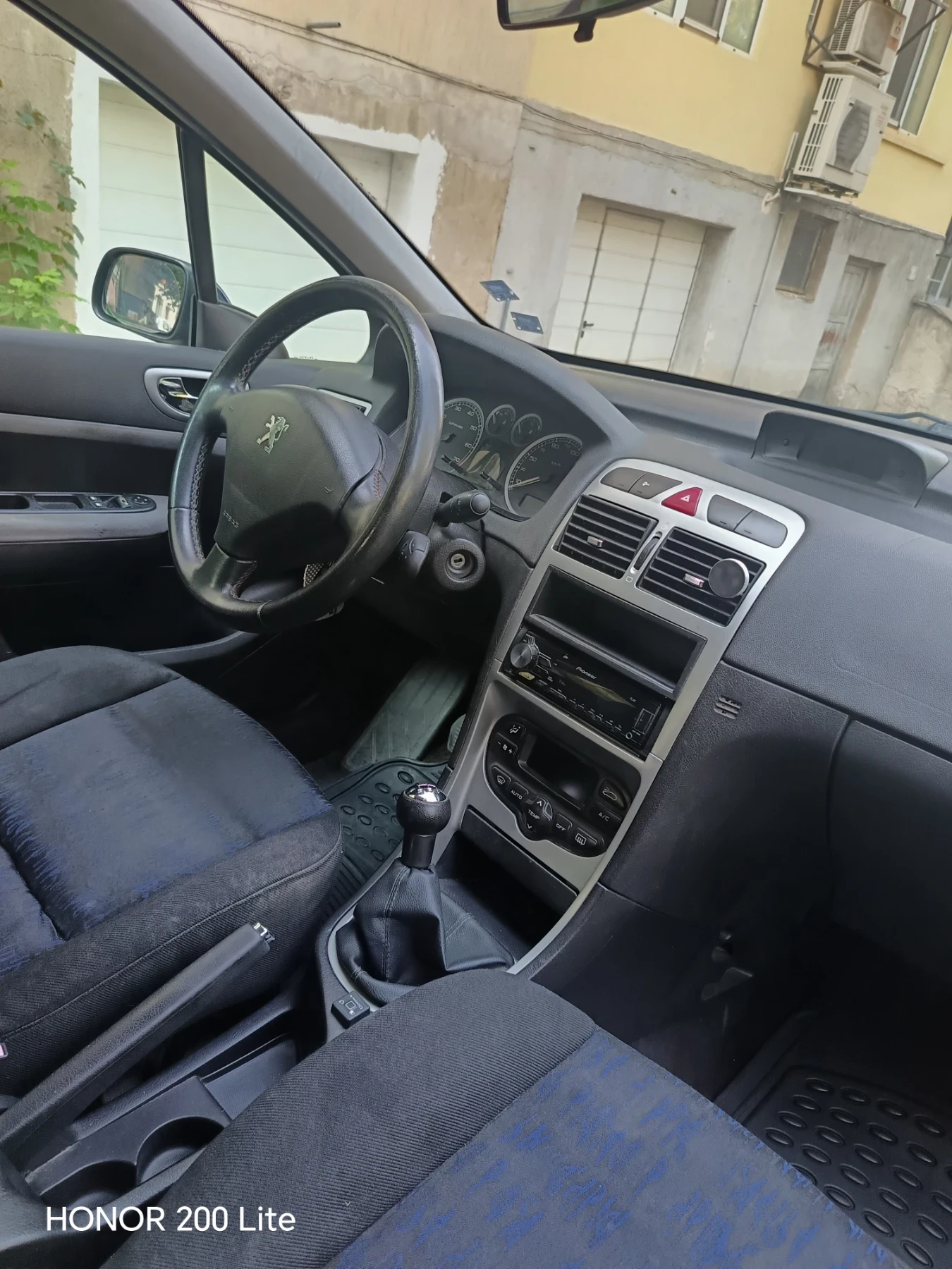 Peugeot 307 1.6, 110 коня, бензин-газ, снимка 2 - Автомобили и джипове - 56041883