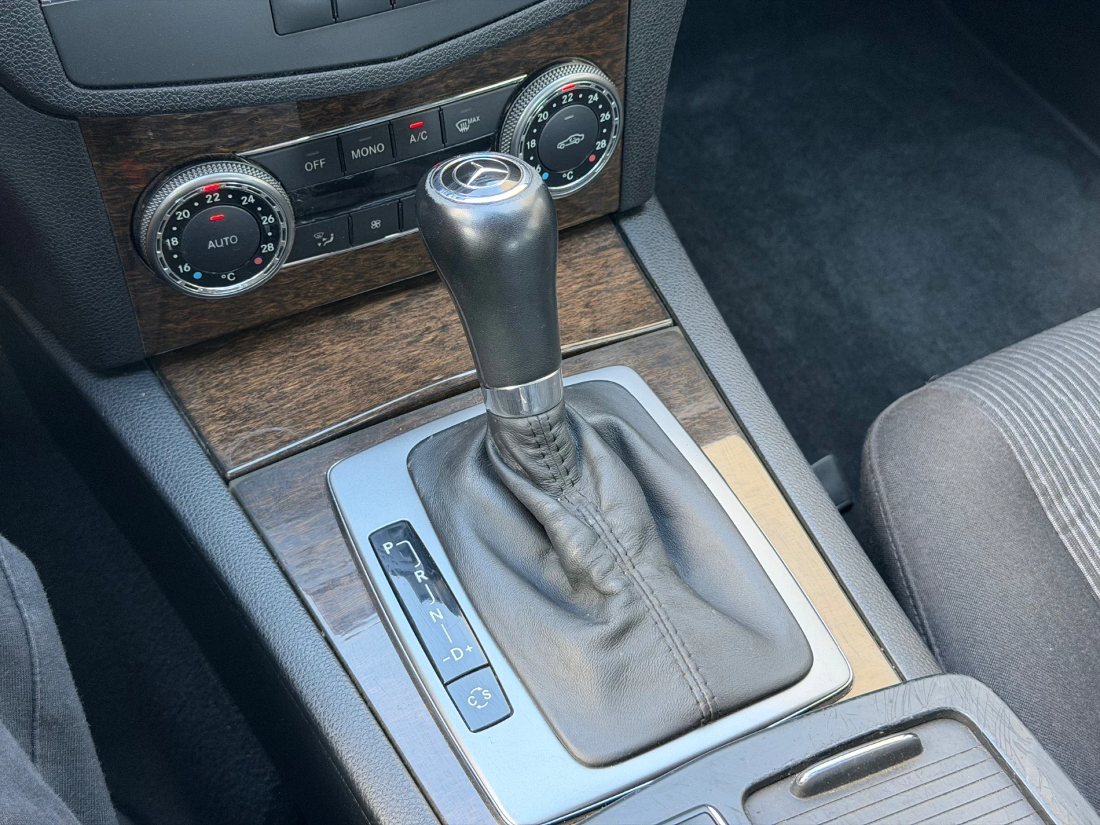 Mercedes-Benz C 220 CDI* ELEGANCE* АВТОМАТ* НЕМСКА* TUV!, снимка 15 - Автомобили и джипове - 56086439