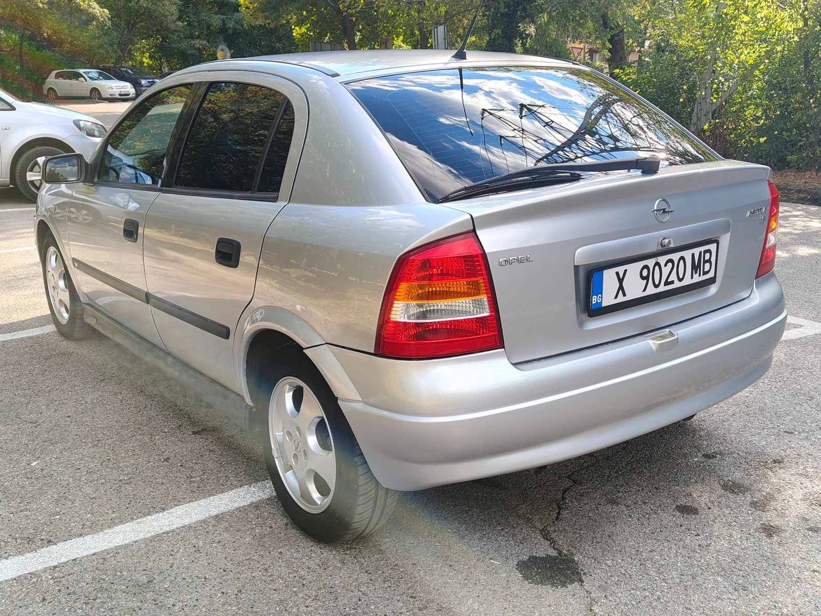 Opel Astra 1, 6 Mono стария мотор, снимка 5 - Автомобили и джипове - 56148006