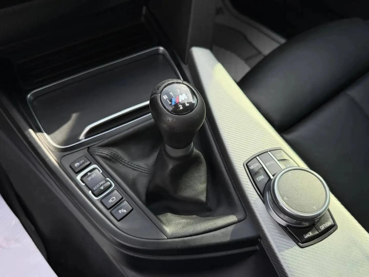 BMW 340 M-PERFORMANCE* РЪЧКА* HARMAN* STAGE2* TUNNING* КРА, снимка 12 - Автомобили и джипове - 56315737