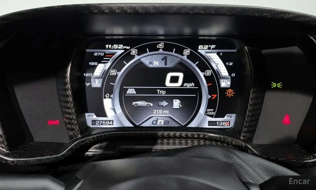 Alfa Romeo 4C 1.7 Spider, снимка 8 - Автомобили и джипове - 56602486