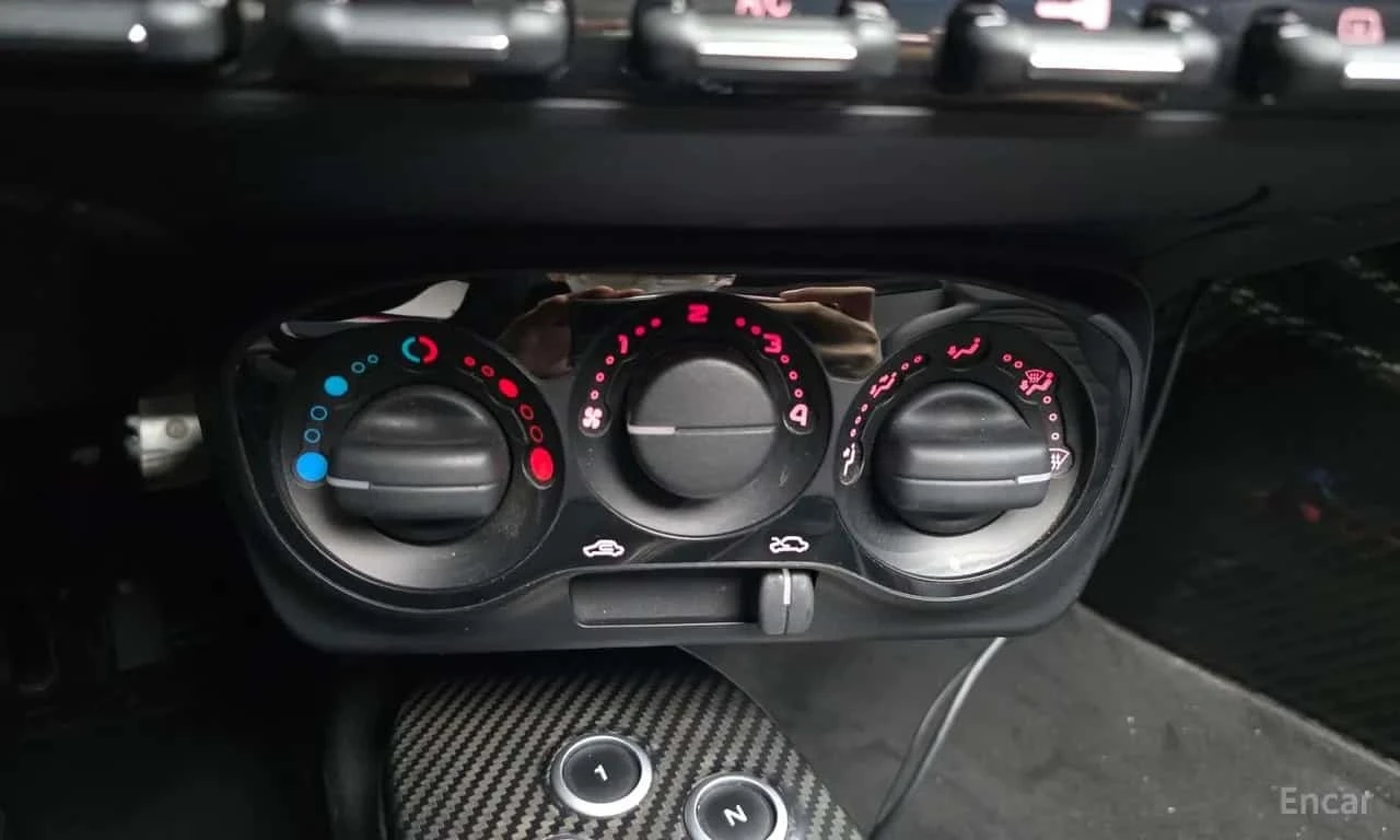 Alfa Romeo 4C 1.7 Spider, снимка 15 - Автомобили и джипове - 56602486