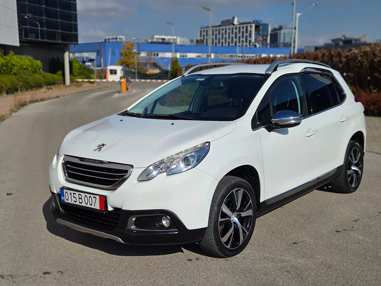 Peugeot 2008 1.6e-HDI ALLURE