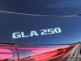 Mercedes-Benz GLA 250 * 250 4MATIC * CARFAX * ФИНАНСИРАНЕ, снимка 12