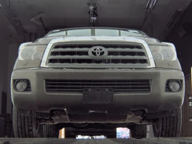 Toyota Sequoia LIMITED* 5.7* V8* ПОДГРЕВ* КАМЕРА* КЕЙЛЕС, снимка 5