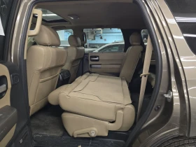 Toyota Sequoia LIMITED* 5.7* V8* ПОДГРЕВ* КАМЕРА* КЕЙЛЕС, снимка 14