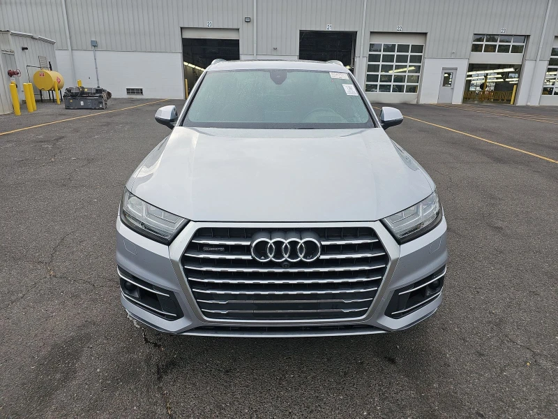 Audi Q7 Панорама* Adaptive Cruise Control* Дигитално табло, снимка 1 - Автомобили и джипове - 47372557