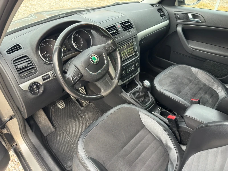 Skoda Yeti 1.8 T, снимка 13 - Автомобили и джипове - 52140060