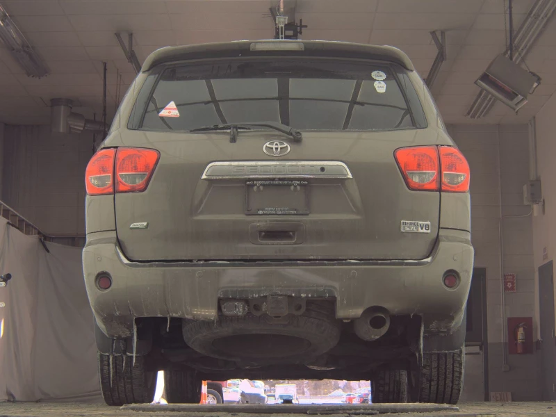 Toyota Sequoia LIMITED* 5.7* V8* ПОДГРЕВ* КАМЕРА* КЕЙЛЕС, снимка 6 - Автомобили и джипове - 53462626