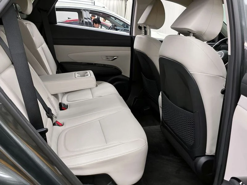 Hyundai Tucson HEV 1.6 2WD| 226к.с.| ВКЛ.ТЕХНОТЕСТ, снимка 12 - Автомобили и джипове - 55430484