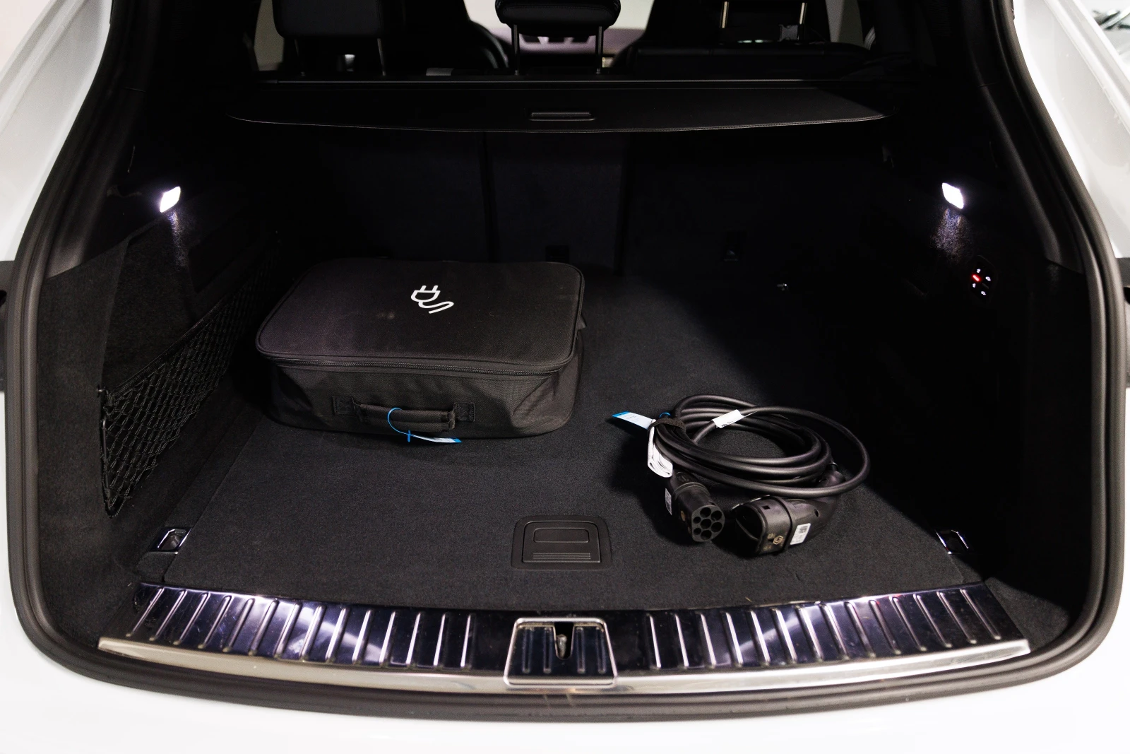 Porsche Cayenne e hybrid Platinum edition, снимка 17 - Автомобили и джипове - 55557051