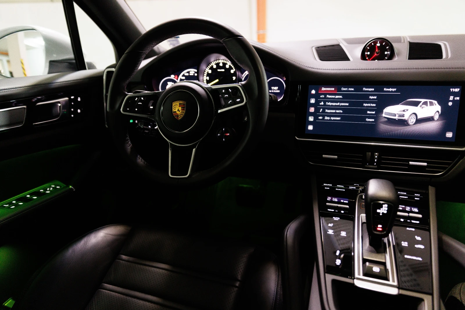 Porsche Cayenne e hybrid Platinum edition, снимка 11 - Автомобили и джипове - 55557051